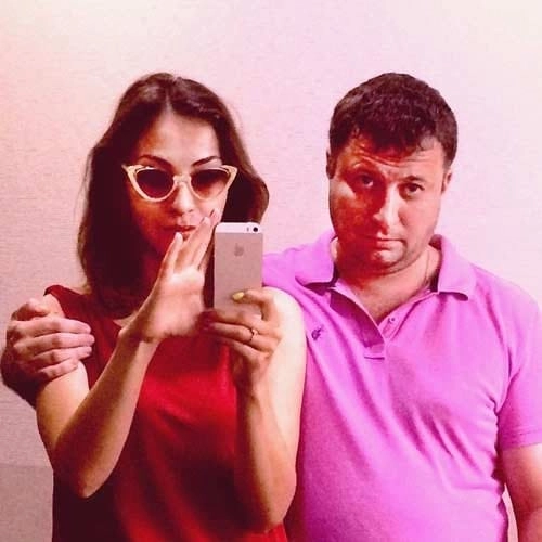 Архарова Ольга с Артемом Акопяном, родным братом кибермошенника Акопяна Арсена